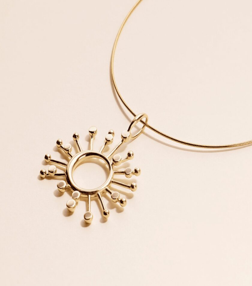 sol-necklace-gold